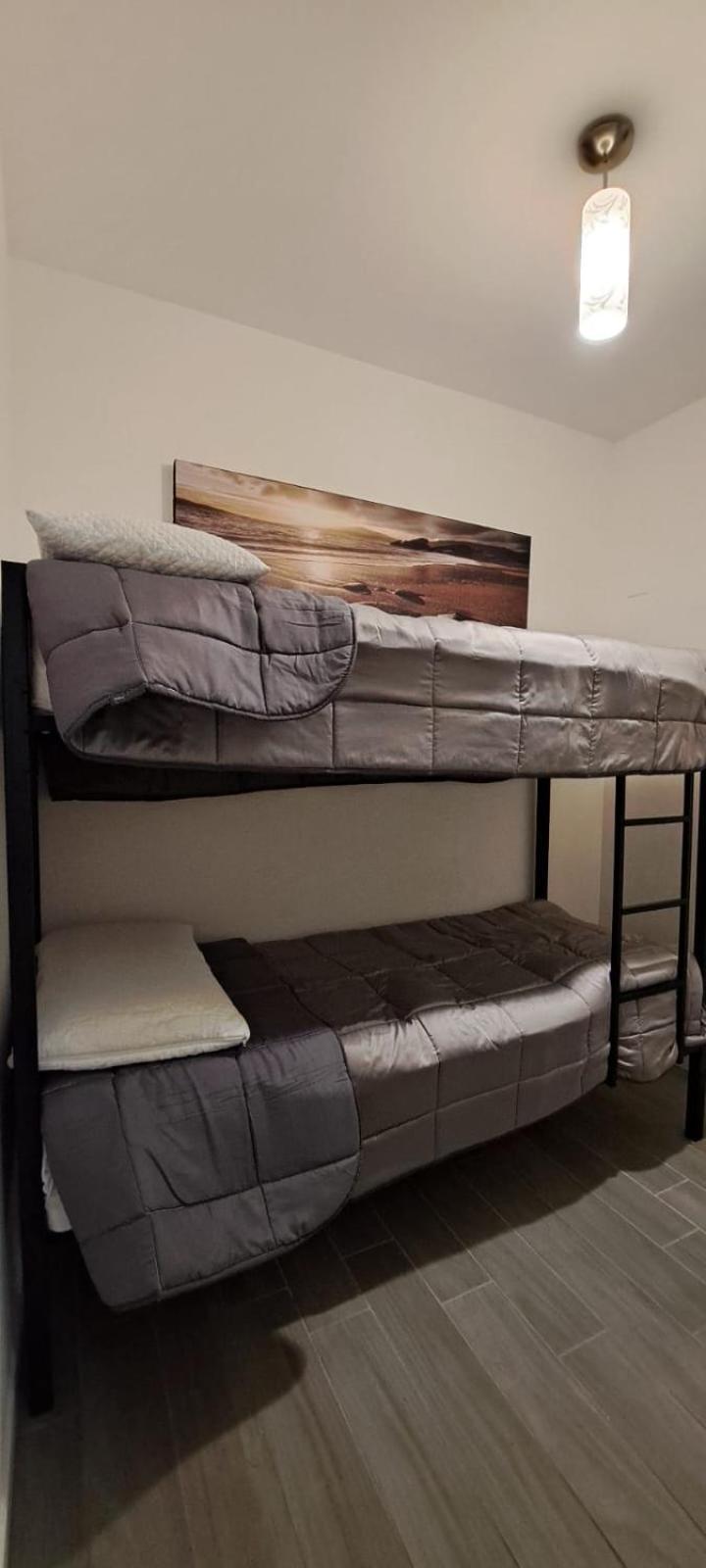 Marilyn Arpa Apartment Sirmione Zewnętrze zdjęcie